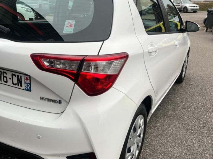 Toyota Yaris Affaires hybride société BLANC - 3