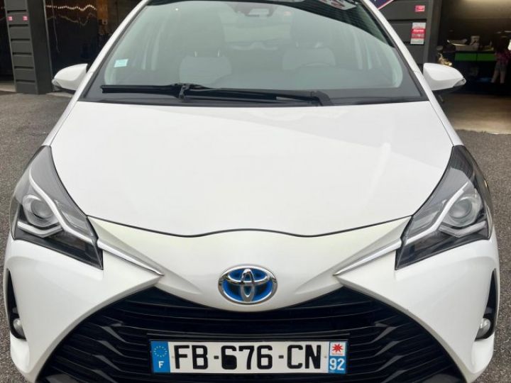 Toyota Yaris Affaires hybride société BLANC - 8