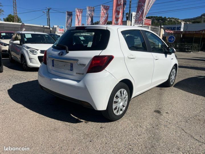 Toyota Yaris hybride Blanc Occasion - 4