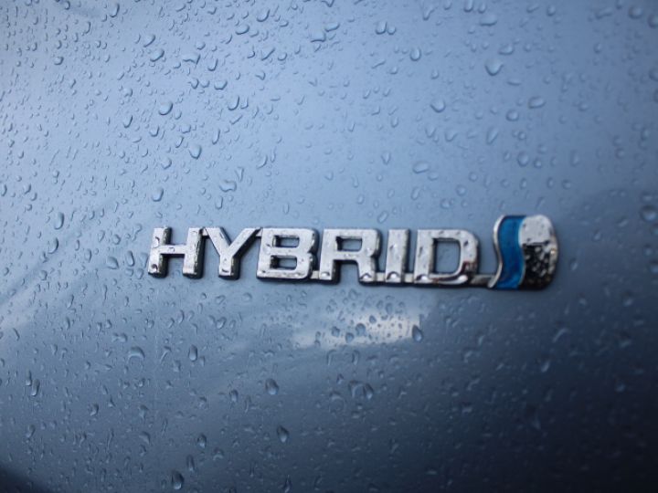 Toyota Yaris HYBRIDE LCA 2016 100H Dynamic Bleu - 9