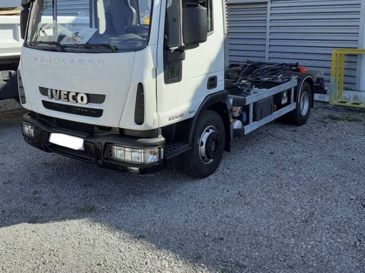 Tractor truck Iveco Polybenne BLANC - 3
