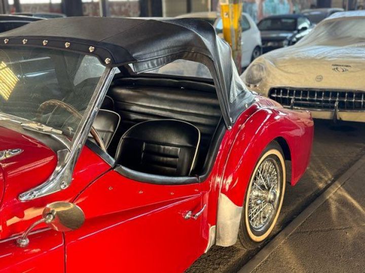 Triumph TR3 TR Sublime cabriolet Rouge - 3