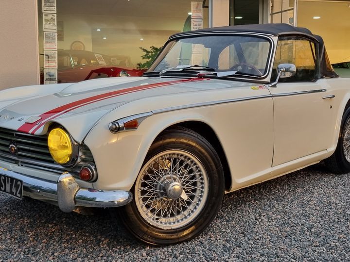 Triumph TR5 TR Pi de 1968, proprio depuis avant 1980 Blanc - 1