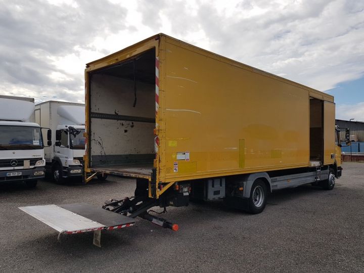Trucks Mercedes Atego Box body + Lifting Tailboard 1218 euro 4 - LAMES / BV MANUELLE JAUNE - 3