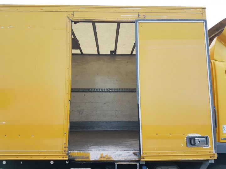 Trucks Mercedes Atego Box body + Lifting Tailboard 1218 euro 4 - LAMES / BV MANUELLE JAUNE - 10