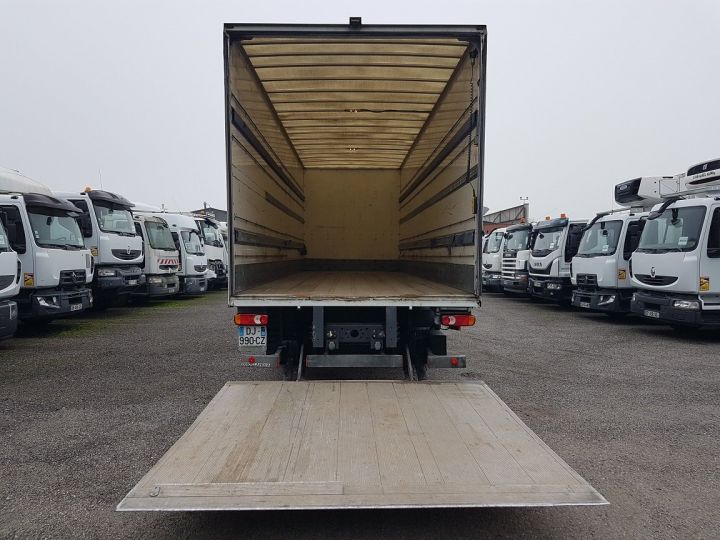 Trucks Renault T Box body + Lifting Tailboard HIGH 440 6x2 - FOURGON 8m50 + Hayon BLANC - 7