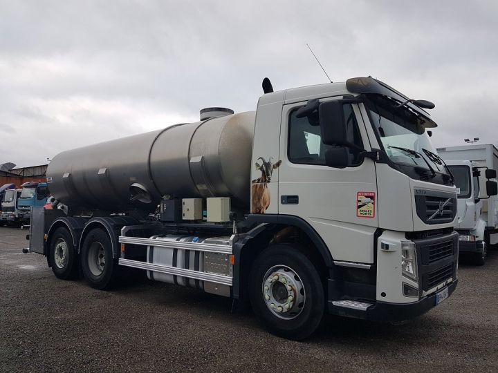 Trucks Volvo FM Foodstufs tank body 370 6x2 CITERNE INOX 15300 litres BLANC - 3