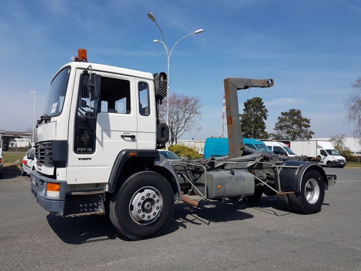 Trucks Volvo FS Hookloader Ampliroll body 719 INTERCOOLER BLANC - 1