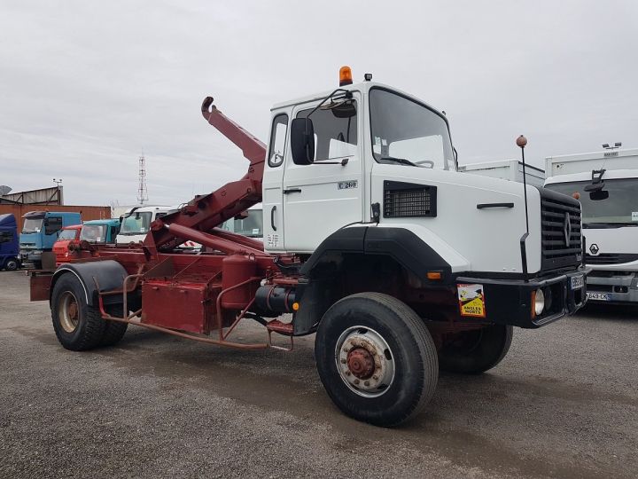 Trucks Renault C Polybenne 260.19 4x4 SINPAR - GUIMA articulé BLANC - 3