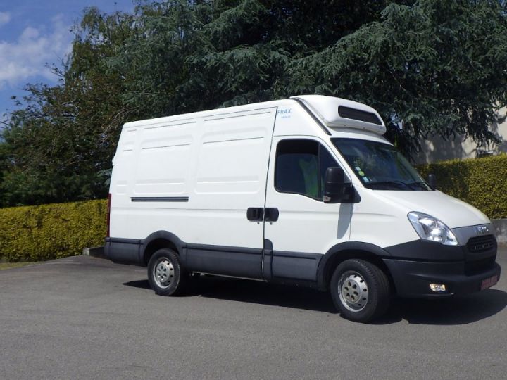 Trucks Iveco Daily Refrigerated body  - 2