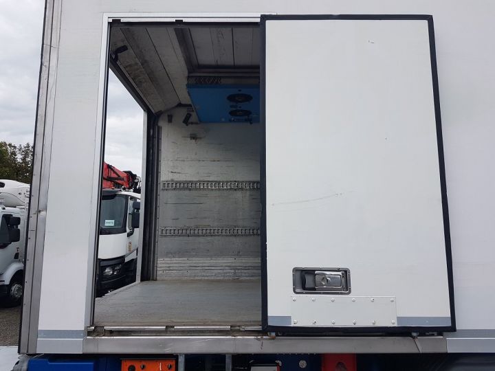 Trucks Mercedes Atego Refrigerated body 1524 FRIGOBLOCK BI-TEMPERATURE BLANC - 11