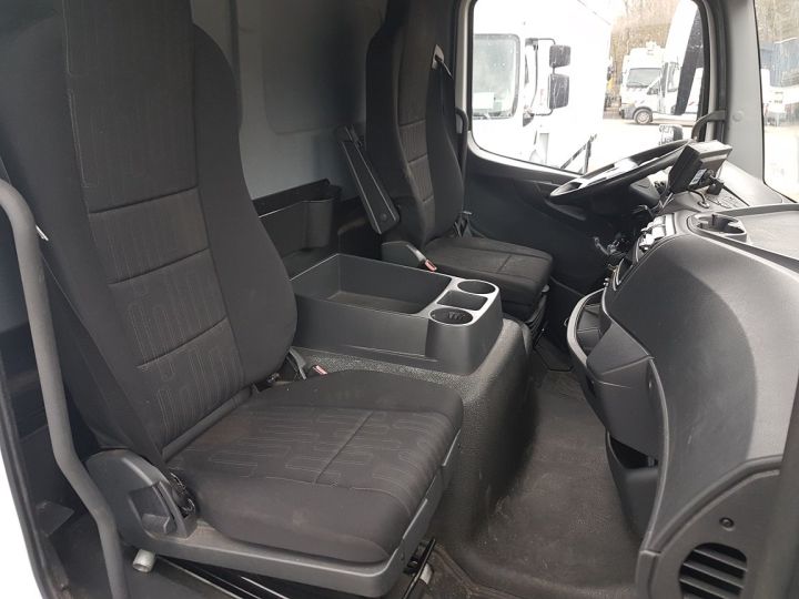 Trucks Mercedes Atego Refrigerated body 1623 euro 6 TRI-TEMPERATURE BLANC - 19