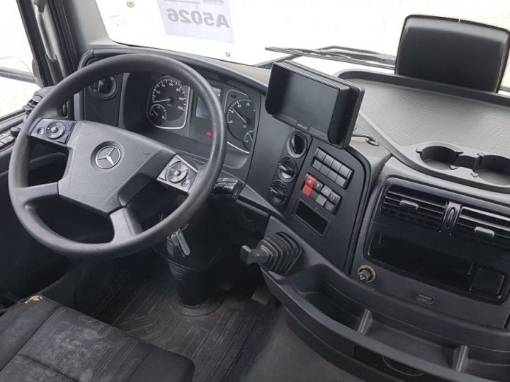 Trucks Mercedes Atego Refrigerated body 1623 euro 6 TRI-TEMPERATURE BLANC - 20