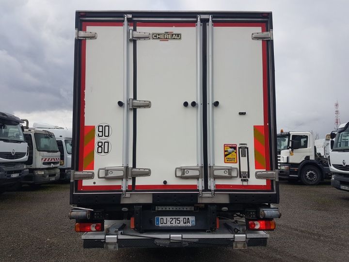 Trucks Renault D Refrigerated body 16.240dti TRI-TEMPERATURE BLANC - 6