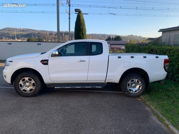 Utilitaire léger Ford Ranger 4 x 4 SUPER CABINE 2.2 TDCI 160CH XLT 4X4 Blanc - 7