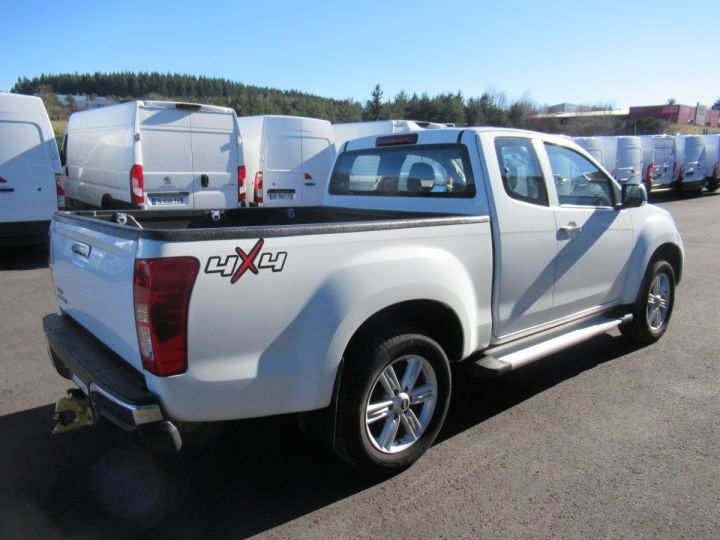 Utilitaire léger Isuzu D-Max 4 x 4 SPACE SOLAR PLUS 163CV BOITE AUTOMATIQUE  - 3