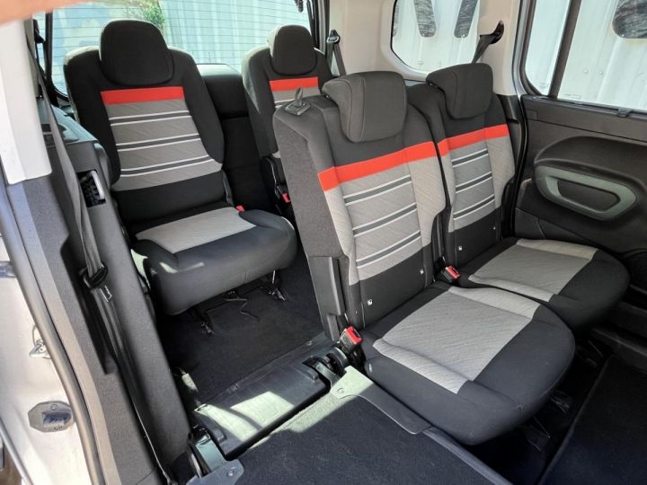 Utilitaire léger Citroen Berlingo Autre 1.2 PureTech 12V - 110 S&S 7pl  III COMBI M Shine PHASE 1 Gris métallisé - 13