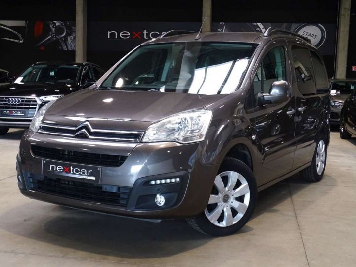 Utilitaire léger Citroen Berlingo Autre 1.2i Feel Edition Gris Métallisé - 1