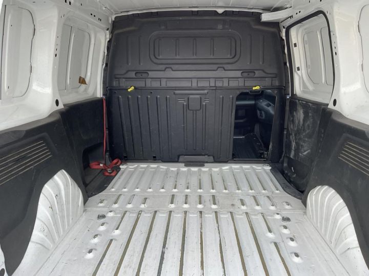 Utilitaire léger Citroen Berlingo Autre 1.5l BlueHDi 100CH M Worker 1000 kg - 3 PLACES -12 325HT - 1MAIN BLANC - 19