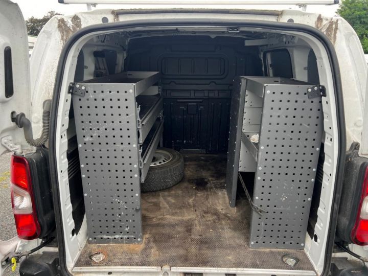 Utilitaire léger Citroen Berlingo Autre 1.6 BlueHDi 100 Fourgon M Club 650 kg BLANC - 4