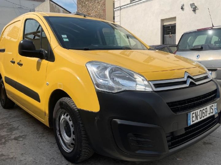 Utilitaire léger Citroen Berlingo Autre 1.6 bluehdi 100ch s&s etg6 automatique garantie 12-mois Autre - 2