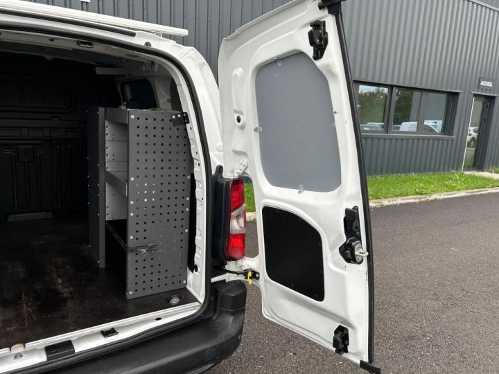 Utilitaire léger Citroen Berlingo Autre 1.6 BlueHDi S&S 100CH M Club 650 kg - 10 750HT - RADAR AR / BLUETOOTH BLANC - 22