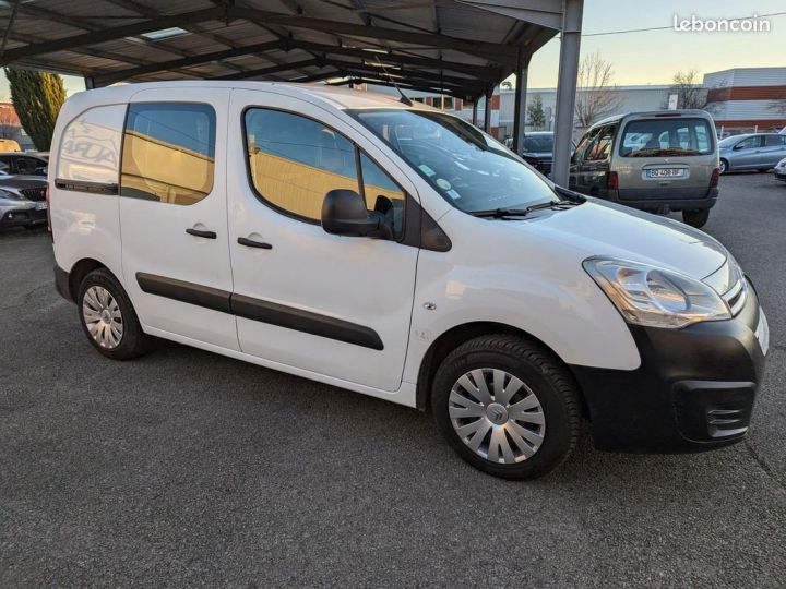 Utilitaire léger Citroen Berlingo Autre 1.6 hdi 100 business, 57000 KM, vitré Blanc - 3