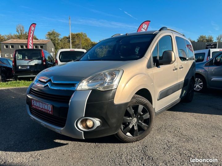 Utilitaire léger Citroen Berlingo Autre 1.6 Hdi 90Ch Xtr Beige - 4