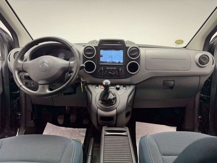 Utilitaire léger Citroen Berlingo Autre 1.6 HDi GARANTIE 12 MOIS 1er PROPRIETAIRE Gris - 8