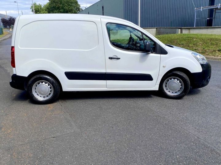 Utilitaire léger Citroen Berlingo Autre 625KG HDI75 CONFORT Blanc - 4