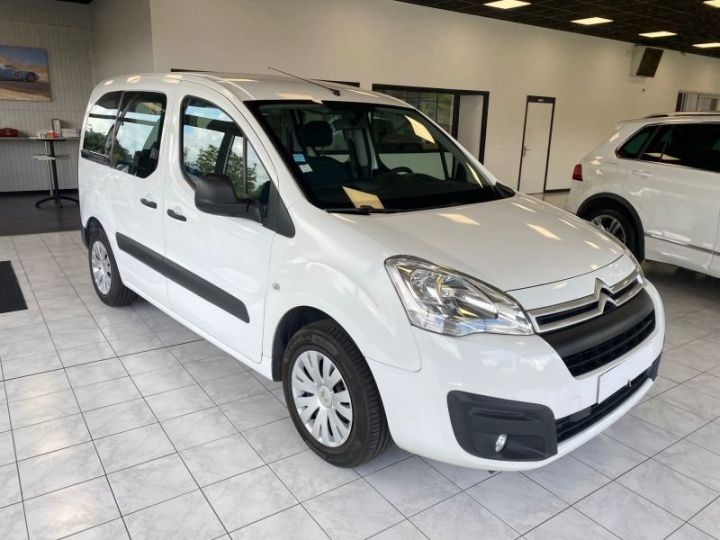 Utilitaire léger Citroen Berlingo Autre BlueHDi 75ch Feel BLANC Verni - 3