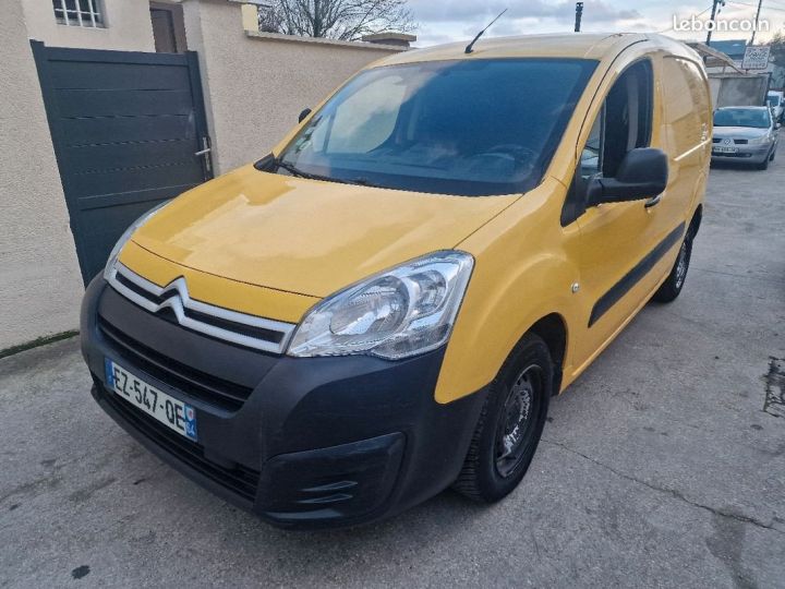 Utilitaire léger Citroen Berlingo Autre boite automatique 1.6 bluehdi 100ch s&s club garantie 6-mois Jaune - 1