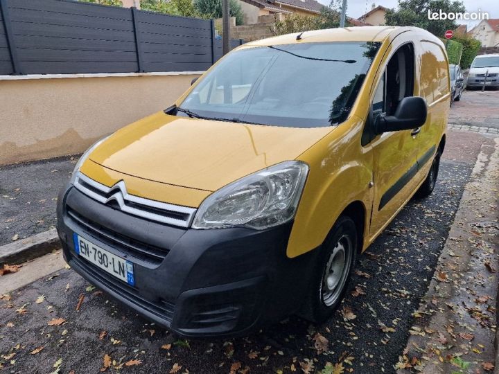 Utilitaire léger Citroen Berlingo Autre boite automatique 1.6 bluehdi 100ch s&s garantie 6-mois Jaune - 1