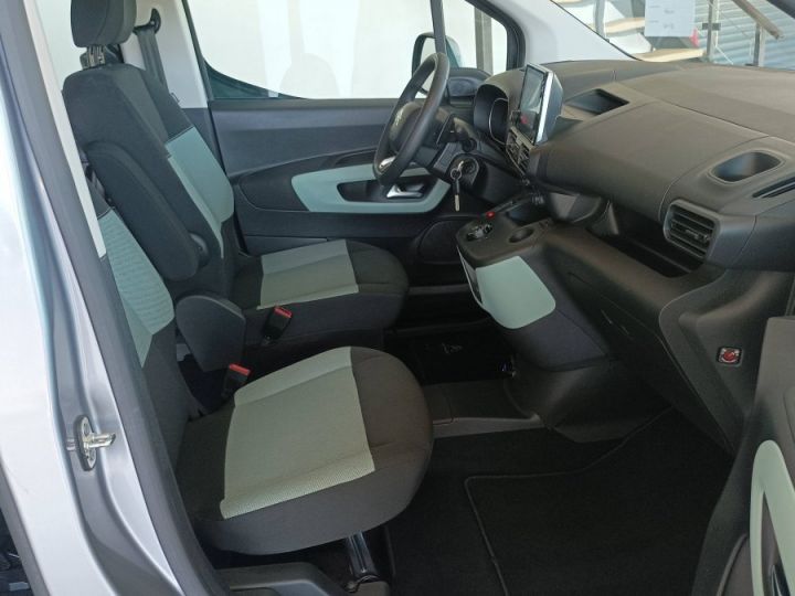 Utilitaire léger Citroen Berlingo Autre Feel XL Pure tech 130 7 Places GRIS MÉTAL - 20