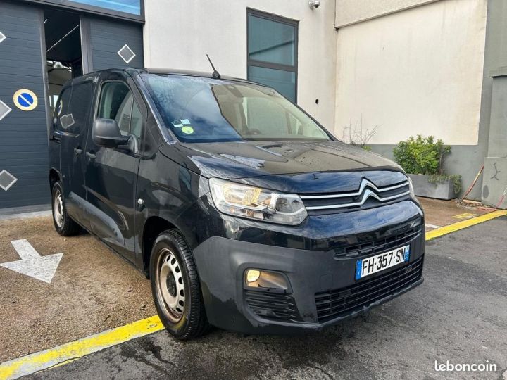 Utilitaire léger Citroen Berlingo Autre Fourgon Club M 1000 1.5 BlueHDi 130CV EAT8 Historique d'entretien Garantie 12 mois Caméra de recul Apple CarPlay 1ère main Noir - 1