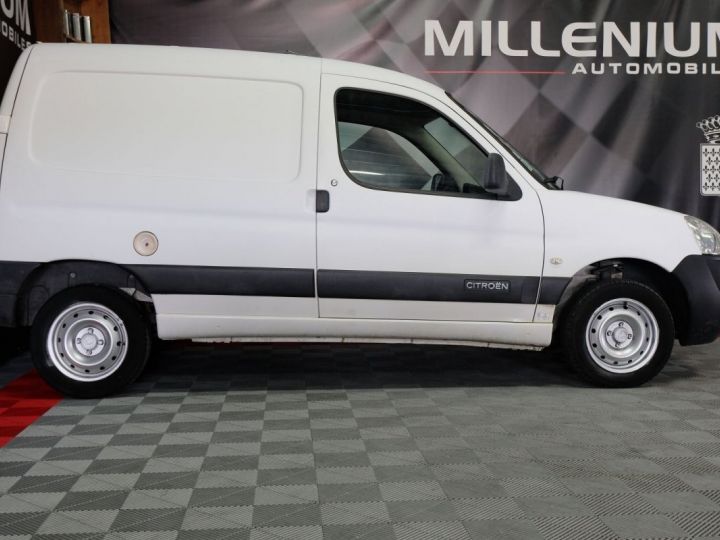 Utilitaire léger Citroen Berlingo Autre HDI75 FIRST Blanc - 4