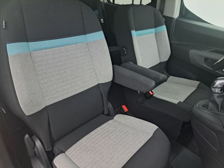 Utilitaire léger Citroen Berlingo Autre Taille M 1.5 BlueHDi 100 FEEL Blanc - 4