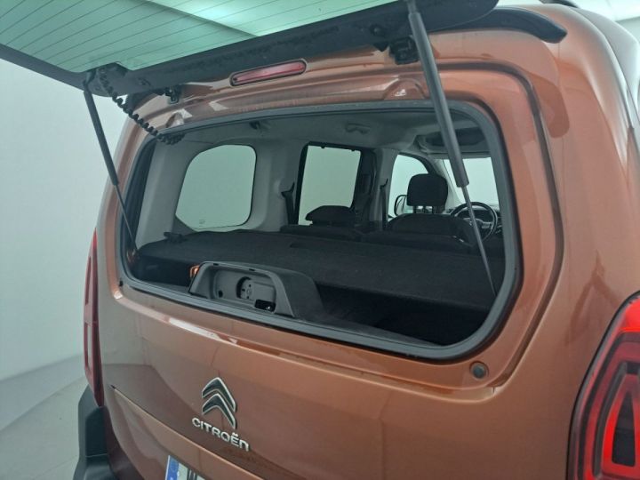 Utilitaire léger Citroen Berlingo Autre Taille M 1.5 BlueHDi 130 Feel Pack Marron Foncé - 17