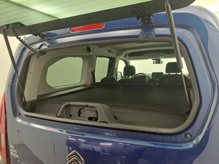 Utilitaire léger Citroen Berlingo Autre Taille XL 1.5 BlueHDi 130 STYLE Bleu Clair - 23