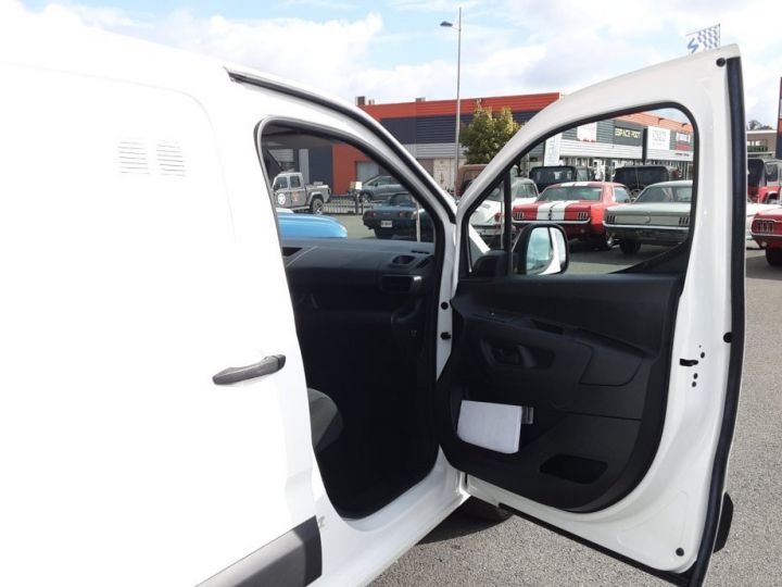 Utilitaire léger Citroen Berlingo Autre XL BlueHDi 100 SetS BVM DRIVER Blanc - 37