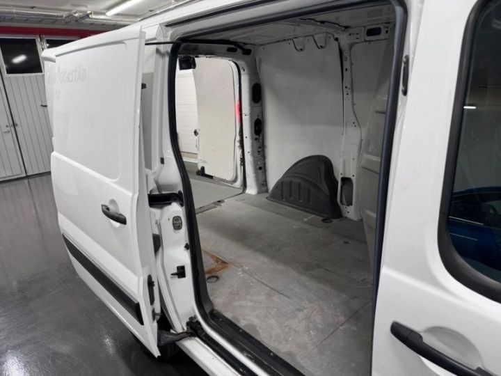 Utilitaire léger Citroen Jumpy Autre FG 2.0 HDI 128CH / 3 PLACES / DISTRI NEUF / ATTELAGE Blanc - 18