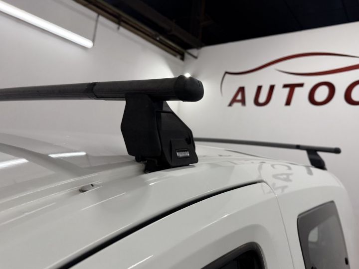 Utilitaire léger Citroen Nemo Autre COMBI 1.4i Confort +BARRE DE TOIT/ATTELAGE Blanc - 17