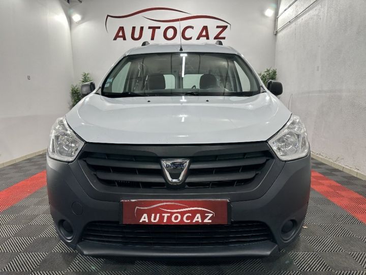 Utilitaire léger Dacia Dokker Autre ESS 115CV Ambiance Blanc - 4