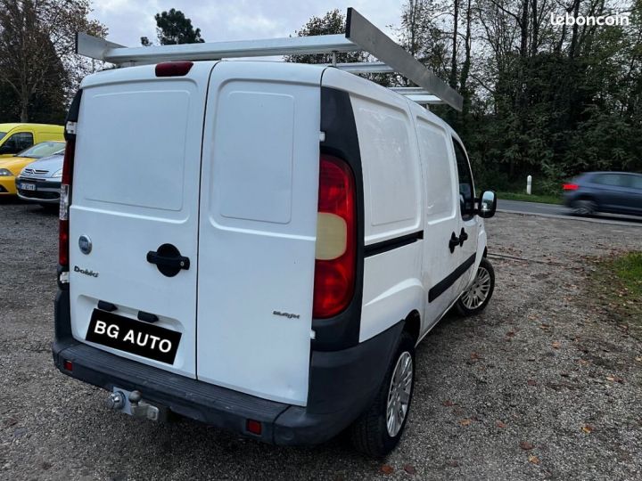 Utilitaire léger Fiat Doblo Autre 1.3JTD 75cv Galerie Alu Blanc - 5