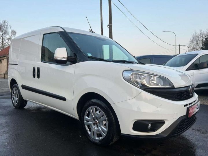 Utilitaire léger Fiat Doblo Autre 1.6 JTD 105 Pofessional 3 places Blanc - 3