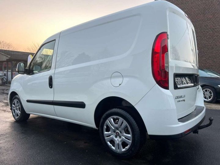 Utilitaire léger Fiat Doblo Autre 1.6 JTD 105 Pofessional 3 places Blanc - 6