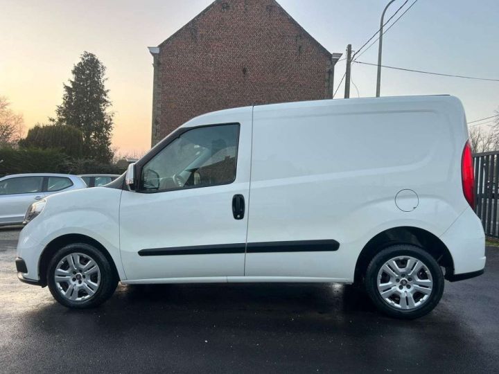 Utilitaire léger Fiat Doblo Autre 1.6 JTD 105 Pofessional 3 places Blanc - 8