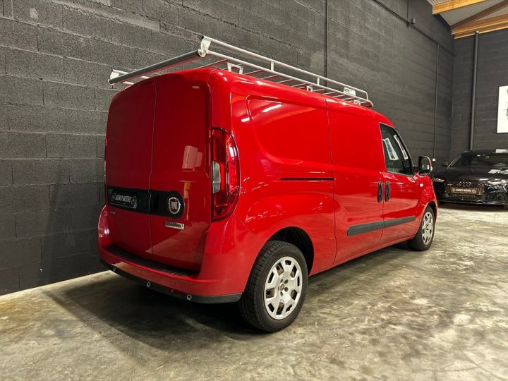 Utilitaire léger Fiat Doblo Autre 1.6l multijet 120 ch 2 places Rouge Foncé Métallisé - 4