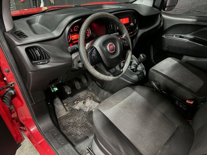 Utilitaire léger Fiat Doblo Autre 1.6l multijet 120 ch 2 places Rouge Foncé Métallisé - 10