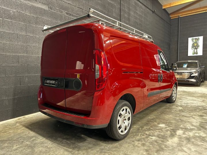 Utilitaire léger Fiat Doblo Autre 1.6l multijet 120 ch Galerie 2 places Rouge Foncé Métallisé - 4